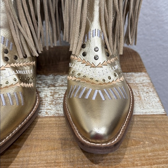 Dingo Gypsy Gold Fringe Cowboy Boots Size 8 - Picture 4 of 9